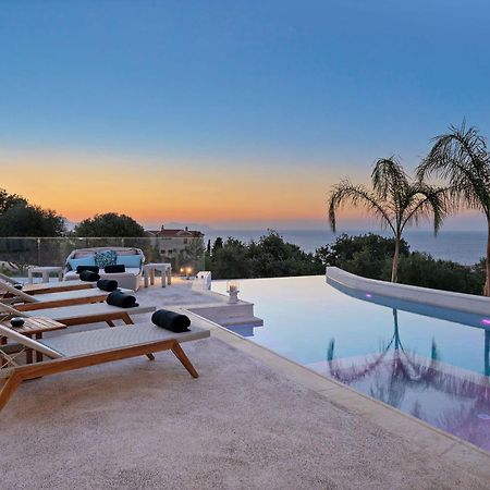 Delfini Villa Prinés 외부 사진